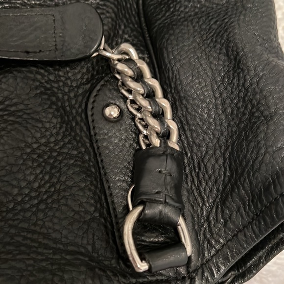 Black Leather Shoulder Bag - Picture 11 of 11